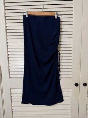 Women’s WAYF Navy Side-Ruched Midi Skirt